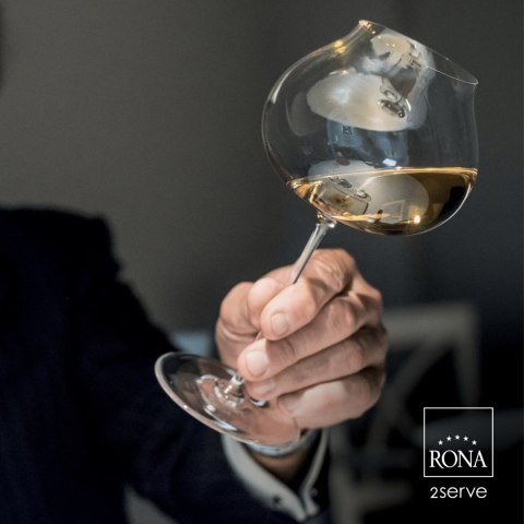 Kieliszek do win musujących